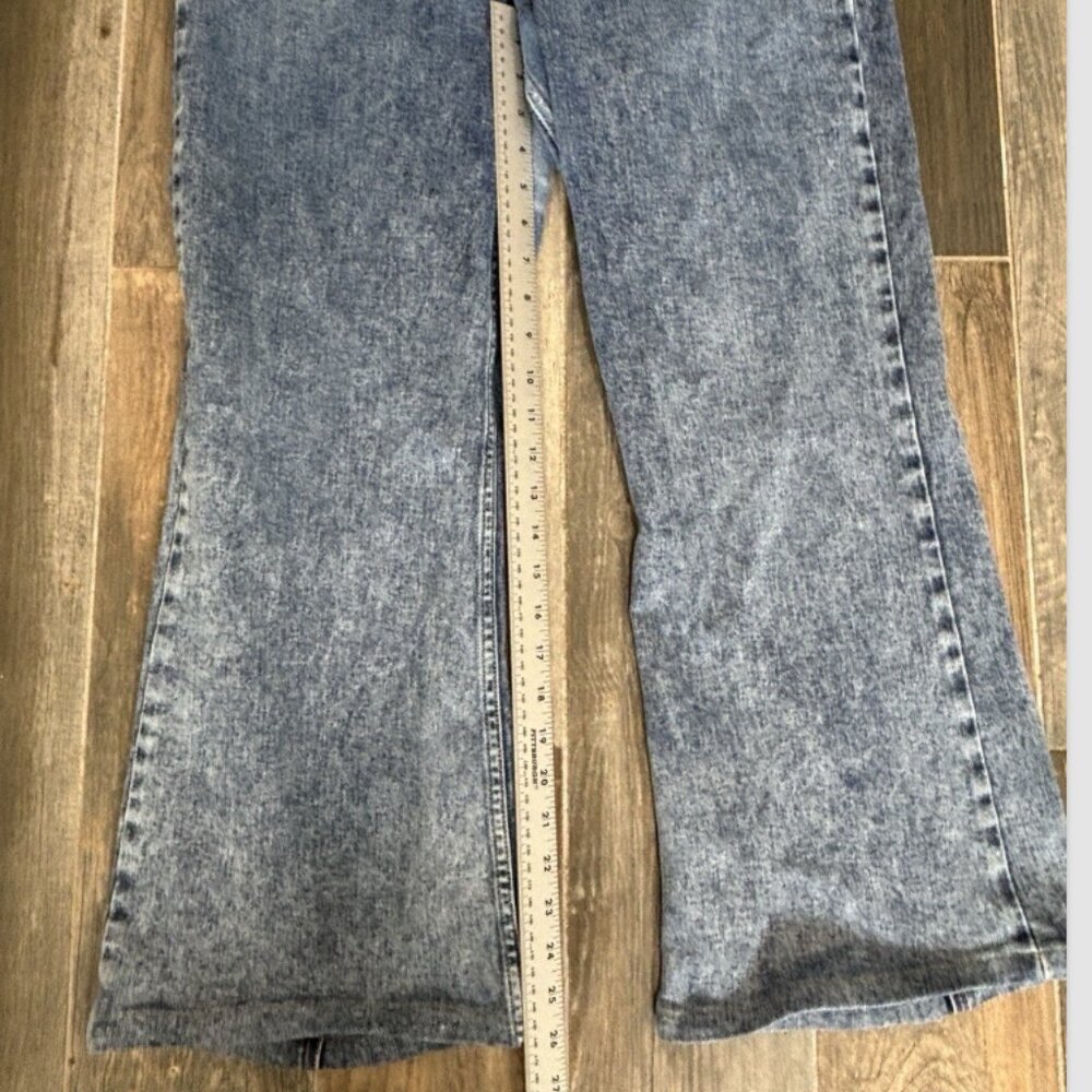 Free People We The Free Thunderbird Flare Jeans Lightening Bolt SIZE 35 X 26 HEM - Picture 7 of 11